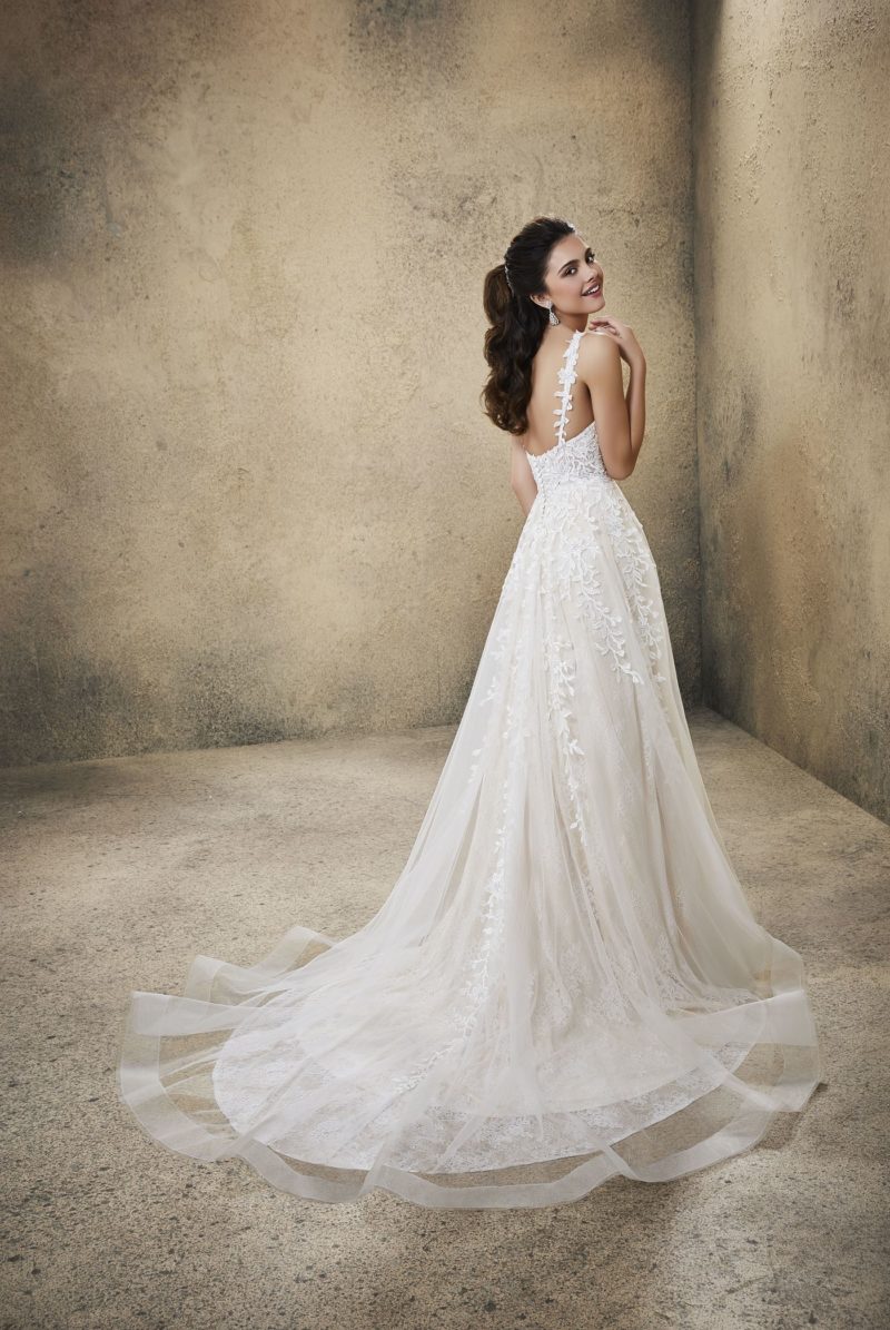 Abiti Sposa_Pizzo e Romantico_6911_MORILEE