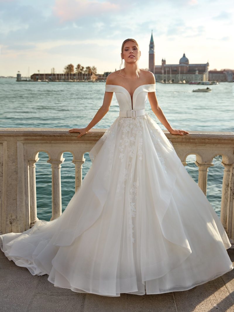 Abiti Sposa_Pizzo e Romantico_KAISHA_NICOLE SPOSE