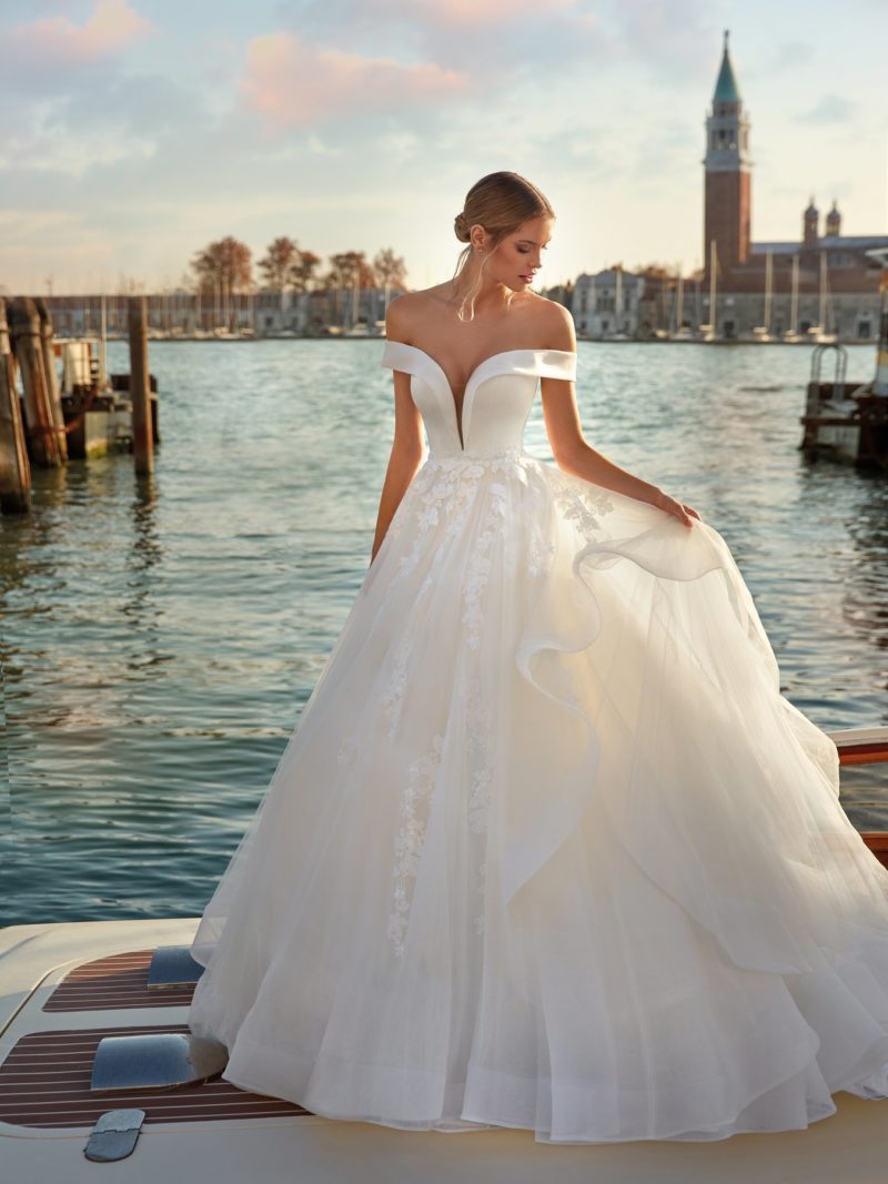 Abiti Sposa_Pizzo e Romantico_KAISHA_NICOLE SPOSE