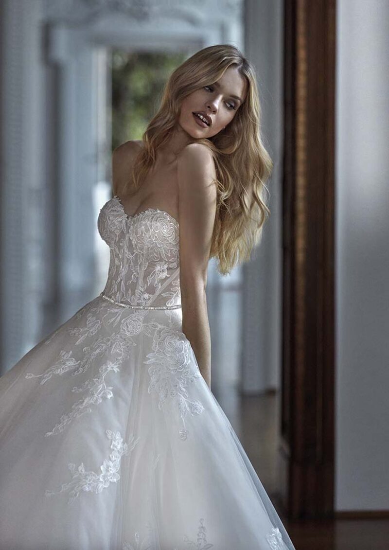 Abiti Sposa_Pizzo e Romantico_BRIN_NICOLE SPOSE