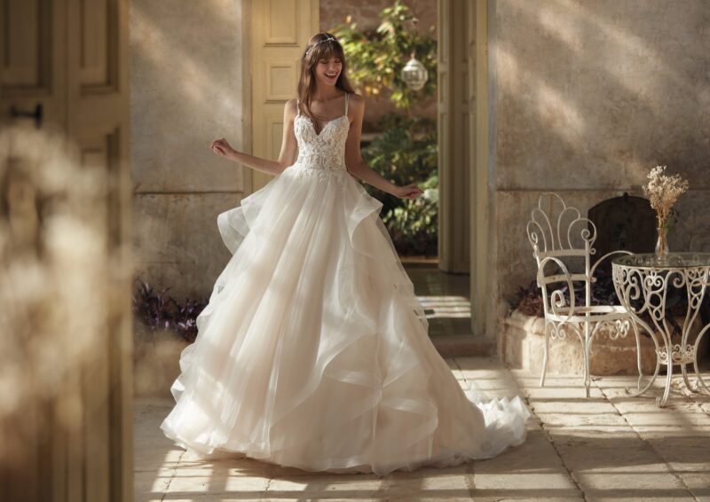 Abiti Sposa_Trendy Romantic_BRYN_NICOLE SPOSE