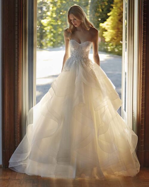 Abiti Sposa_Trendy Romantic_DHARA_NICOLE SPOSE