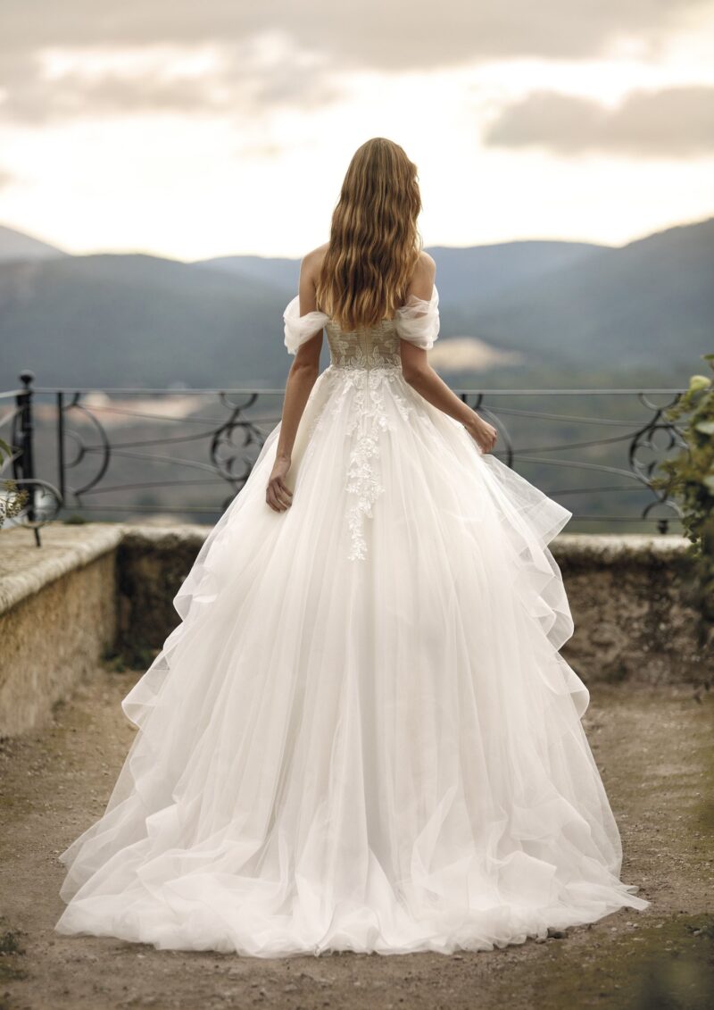 Abiti Sposa_Trendy Romantic_PERVINCA_NICOLE SPOSE