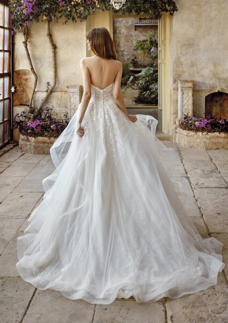 Abiti Sposa_Trendy Romantic_YARA_NICOLE SPOSE