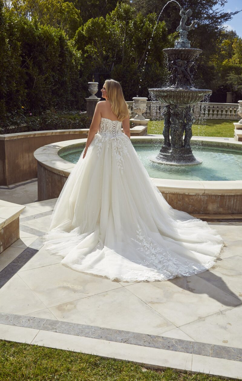 Abiti Sposa_Pizzo e Romantico_3439_MORILEE