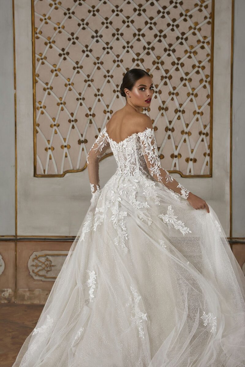 Abiti Sposa_Pizzo e Romantico_8224_DEMETRIOS