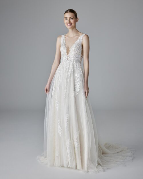 Abiti Sposa_Sirene e Scivolati_LUCIE_PRONOVIAS