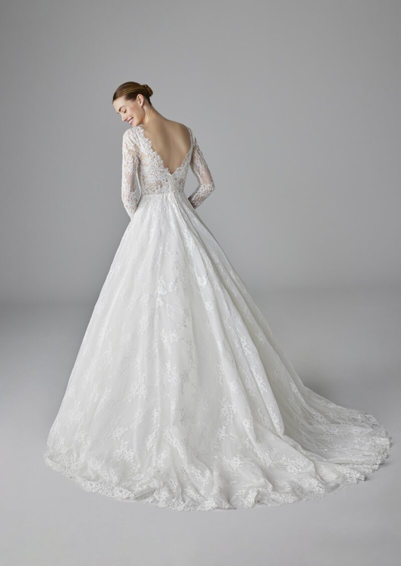 Abiti Sposa_Pizzo e Romantico_PARADIS_PRONOVIAS