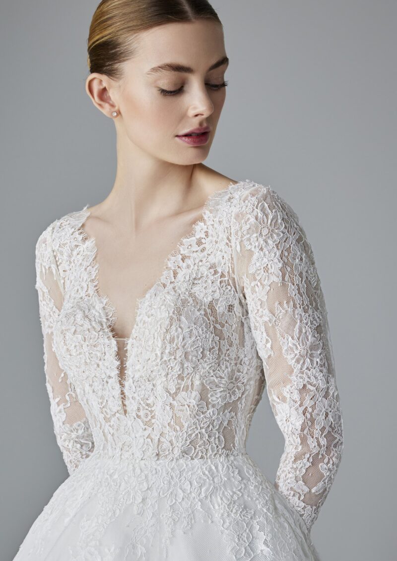 Abiti Sposa_Pizzo e Romantico_PARADIS_PRONOVIAS