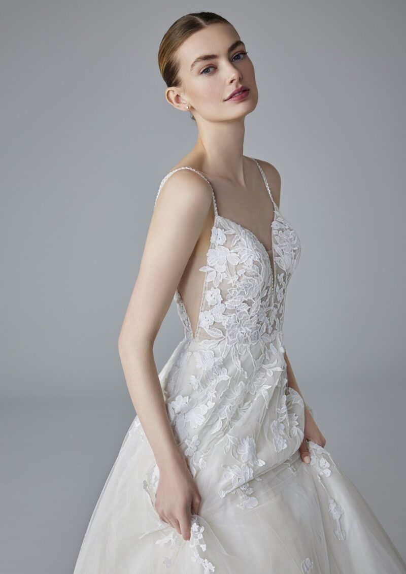 Abiti Sposa_Pizzo e Romantico_ROSELLE_PRONOVIAS