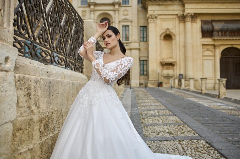 Abiti Sposa_Pizzo e Romantico_VALERIA_DALIN